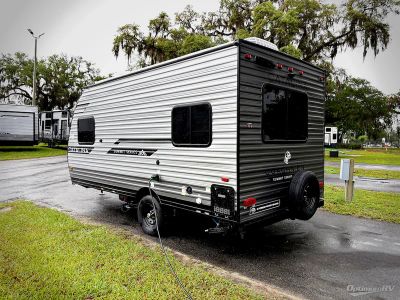 2026 Coachmen Catalina Summit Series 7 — rear three-quarter view