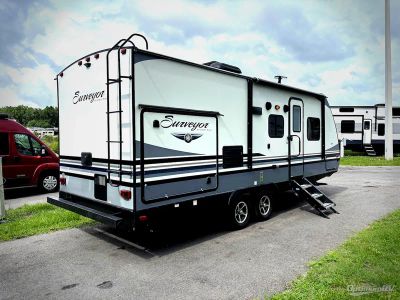 2018 Forest River Surveyor - Photo 2