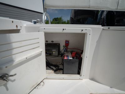 2001 Cobia 250 WA - Photo 15