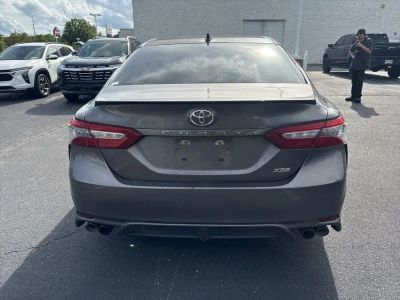 2019 Toyota Camry - Photo 4