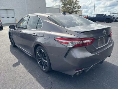 2019 Toyota Camry - Photo 6
