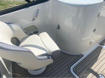 2024 Stingray DC 211 - Photo 8