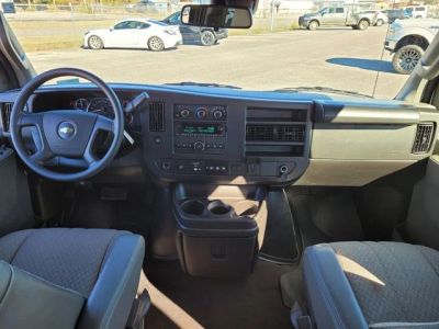 2024 Chevrolet Express 3500 - Photo 17