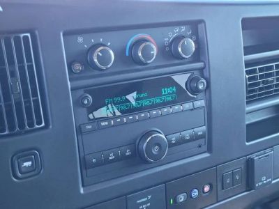 2024 Chevrolet Express 3500 - Photo 13
