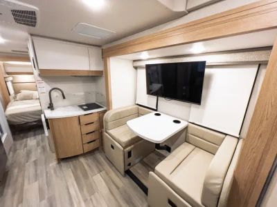 2027 Thor Motor Coach DELANO — photo 7 view