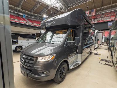 2027 Thor Motor Coach DELANO — photo 28 view