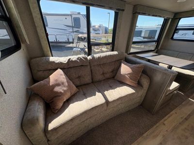 2019 Keystone RV Sprinter Campfire Edition - Photo 12