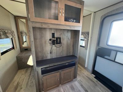 2019 Keystone RV Sprinter Campfire Edition - Photo 13