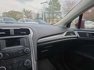 2018 Ford Fusion SE - Photo 19