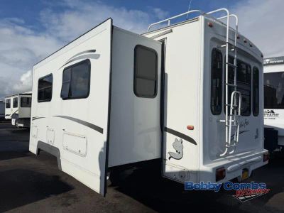 2005 Northwood Arctic Fox - Photo 4