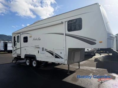 2005 Northwood Arctic Fox - Photo 1