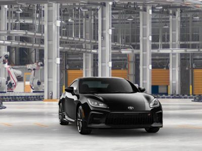 2026 Toyota GR86 - Photo 18