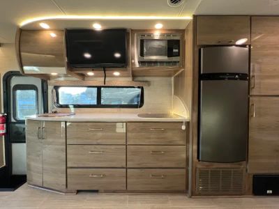 2021 Jayco MELBOURNE PRESTI — engine compartment view