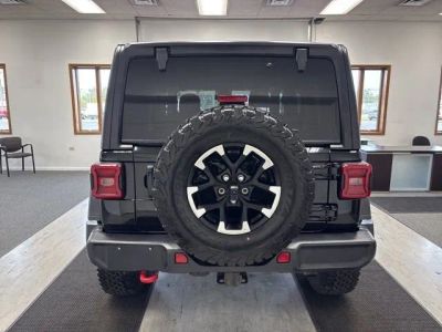 2025 Jeep Wrangler — detail view