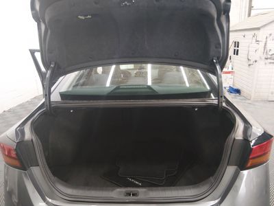2021 Nissan Altima - Photo 11