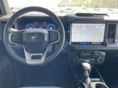 2026 Ford Bronco — photo 10 view