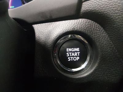 2024 Toyota RAV4 - Photo 17