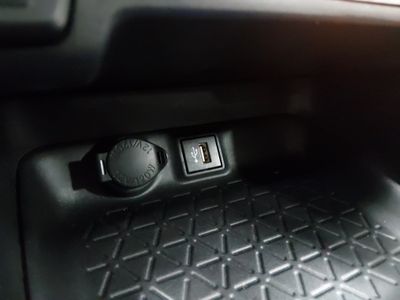 2024 Toyota RAV4 - Photo 18