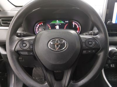 2024 Toyota RAV4 - Photo 12