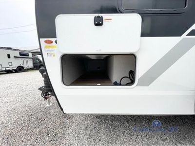 2026 Winnebago Thrive - Photo 8