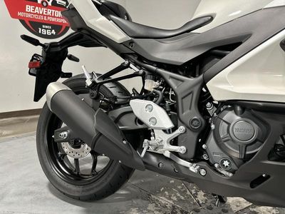 2026 Yamaha YZF-R3 - Photo 18