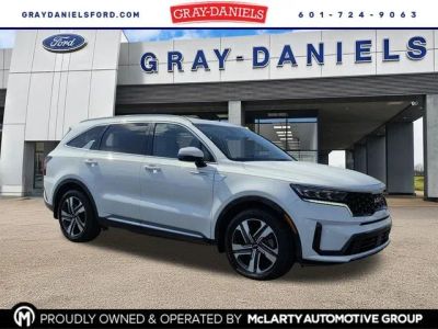 2022 Kia Sorento Plug-In Hybrid SX — front three-quarter view