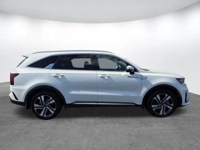 2022 Kia Sorento Plug-In Hybrid — rear three-quarter view