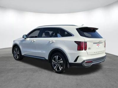 2022 Kia Sorento Plug-In Hybrid — engine compartment view