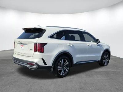 2022 Kia Sorento Plug-In Hybrid — interior view