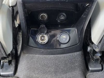 2022 Kia Sorento Plug-In Hybrid — photo 19 view