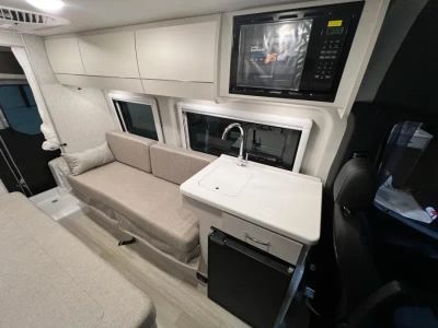 2026 Thor Motor Coach TRANQUILITY - Photo 9