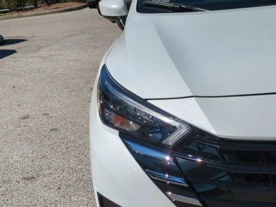 2025 Nissan Versa — photo 10 view