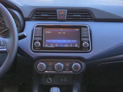 2025 Nissan Versa — photo 16 view