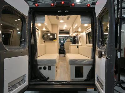 2026 Thor Motor Coach TELLARO - Photo 2