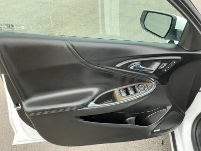 2018 Chevrolet Malibu - Photo 15