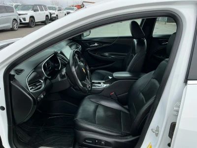 2018 Chevrolet Malibu - Photo 9