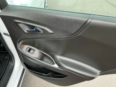 2018 Chevrolet Malibu - Photo 19