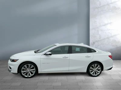 2018 Chevrolet Malibu - Photo 3