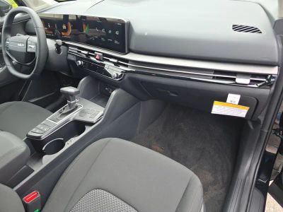 2026 Kia Sportage — photo 11 view