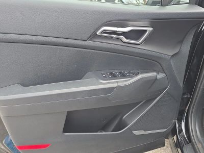 2026 Kia Sportage — photo 17 view
