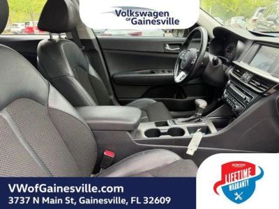 2019 Kia Optima — photo 9 view