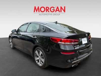 2019 Kia Optima — interior view