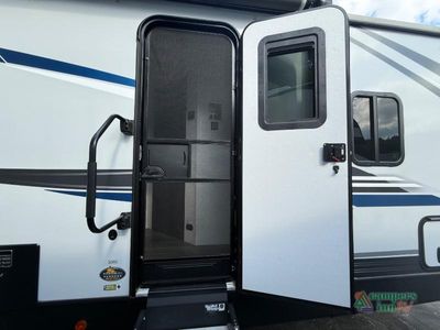 2021 Keystone RV Premier Ultra Lite — photo 10 view