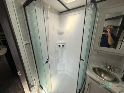 2021 Keystone RV Premier Ultra Lite — photo 40 view