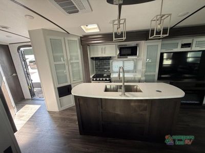2021 Keystone RV Premier Ultra Lite — photo 26 view