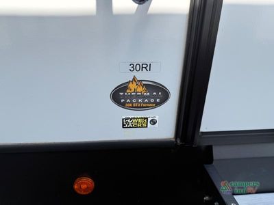 2021 Keystone RV Premier Ultra Lite — photo 7 view
