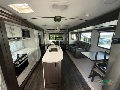 2021 Keystone RV Premier Ultra Lite — photo 17 view