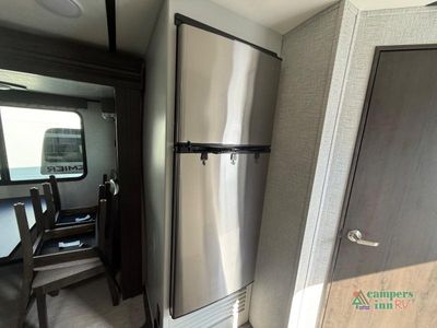 2021 Keystone RV Premier Ultra Lite — photo 34 view
