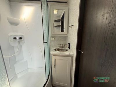 2021 Keystone RV Premier Ultra Lite — photo 41 view