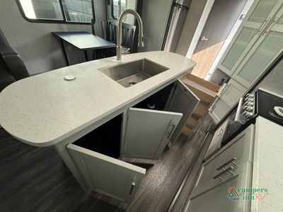 2021 Keystone RV Premier Ultra Lite — photo 25 view